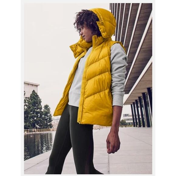 Athleta Small Yellow Hooded Puffer Vest Lofty Down Vest 486244 Jacket - Picture 7 of 16